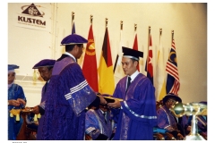 F0925-25-penerima-anugerah