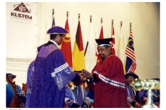 F0925-28-penerima-anugerah