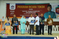 40671940_2051925575117563_6041278011888631808_o_2051925568450897