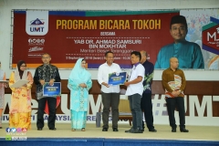 40684437_2051925958450858_817732545905950720_o_2051925951784192