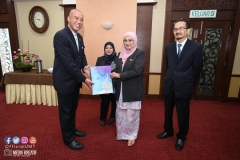 43411609_2068671006776353_1680944655128068096_o_2068671003443020