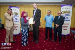 30594667_1941590116151110_5058954558194057216_o_1941590076151114