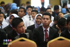 32539515_1957271994582922_8828530573732478976_o_1957271987916256