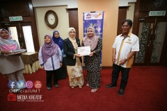 32294172_1956875607955894_4042254774672818176_o_1956875601289228